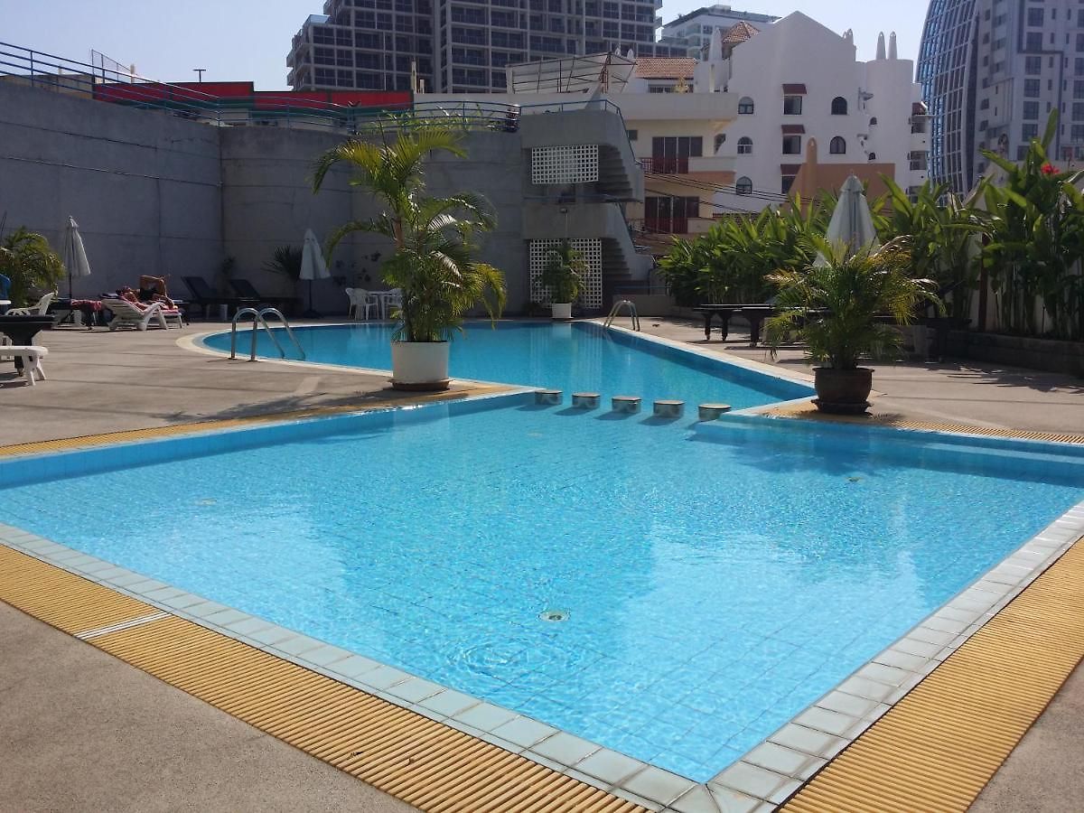 Peak Condominium