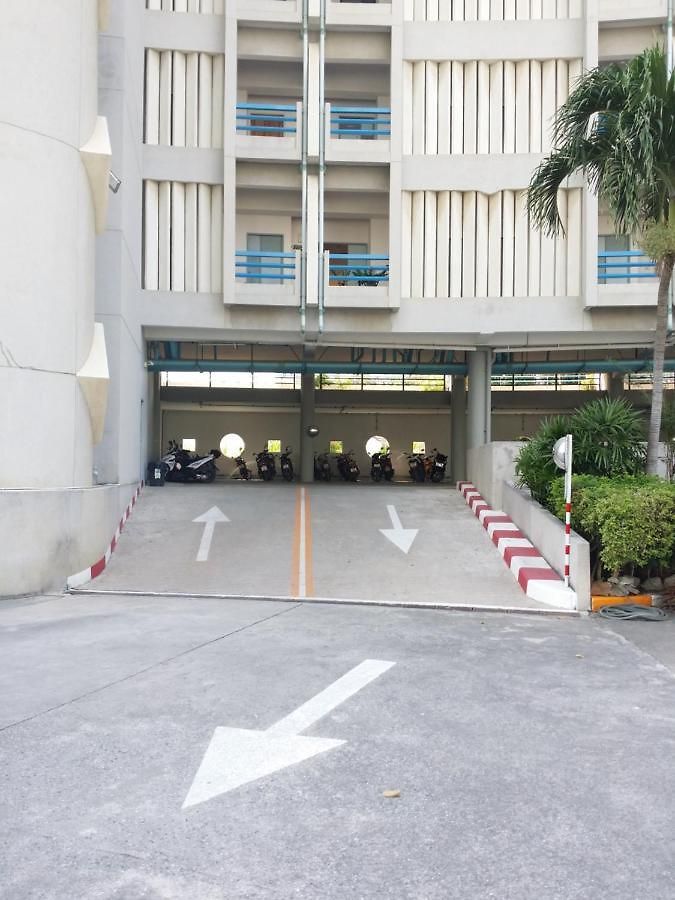 Peak Condominium Aparthotel