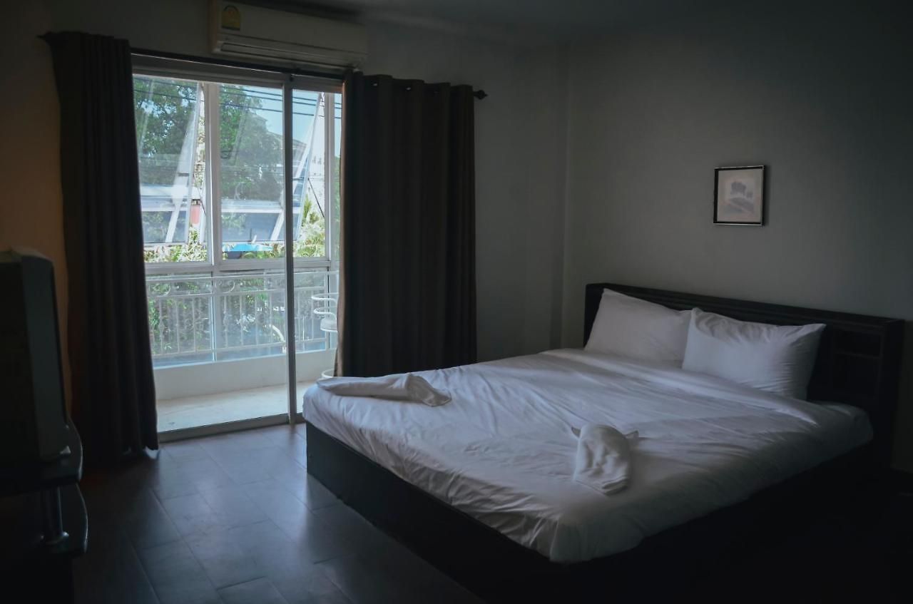 Fortune Sapphire โรงแรม