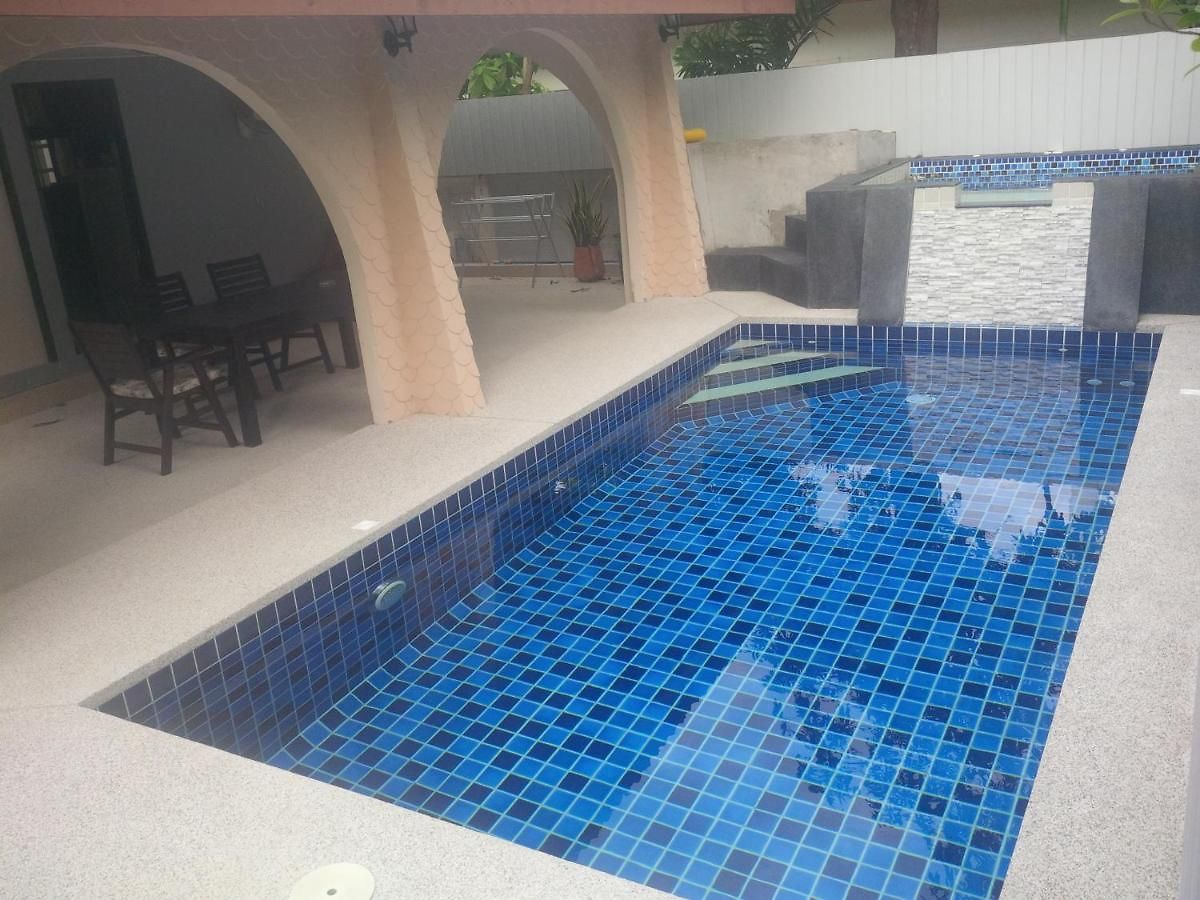 Rosa With Private Pool And Jacuzzi 100m To รีสอร์ท 2*