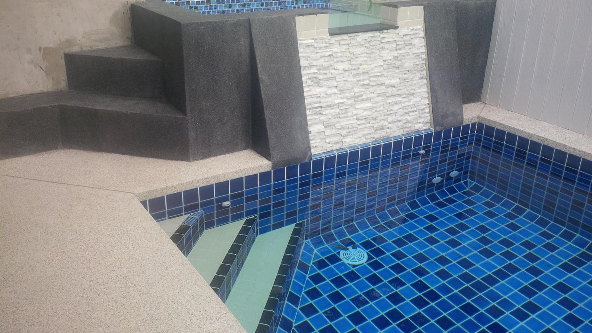 Rosa With Private Pool And Jacuzzi 100m To Pattaya