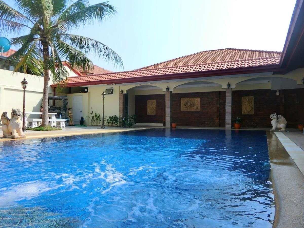 Guest house Mew 4br Pool 10min To Walking Street And 10min To Jomtien Pattaya