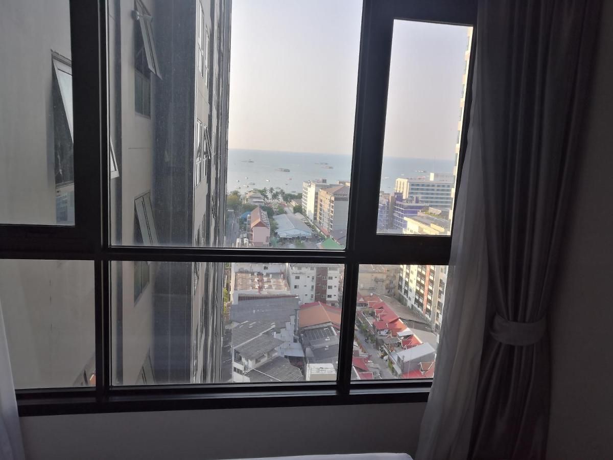 The​ Base​ Central Pattaya​ By​ Carrot ที่พัก Pattaya