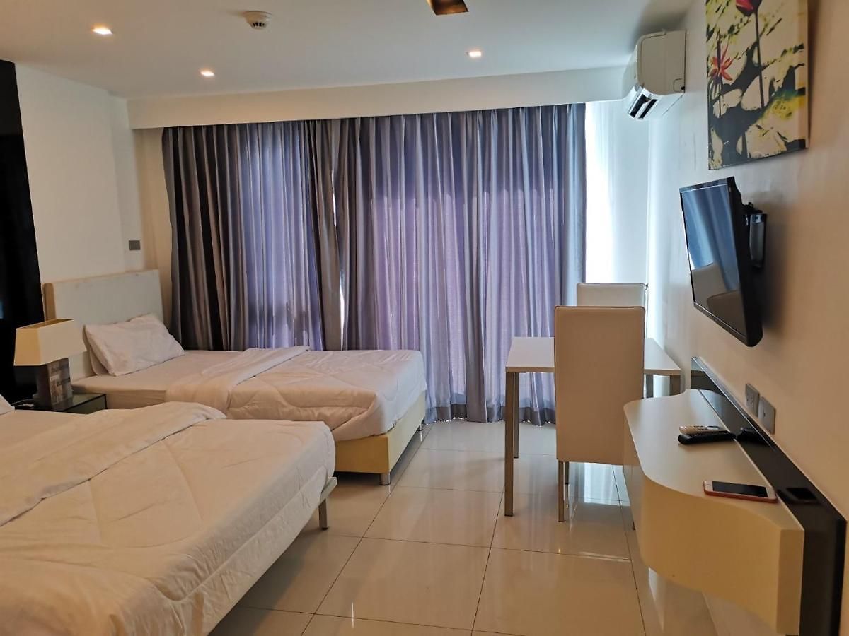 Center * Pattaya