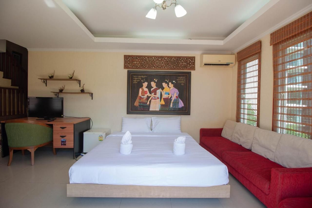 วันหยุดที่บ้าน 3 Bedroom Town With Private Pool