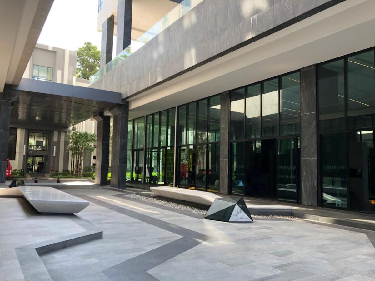 The Base By He * Pattaya
