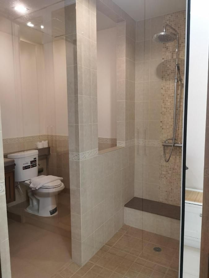 City Aparthotel 2*