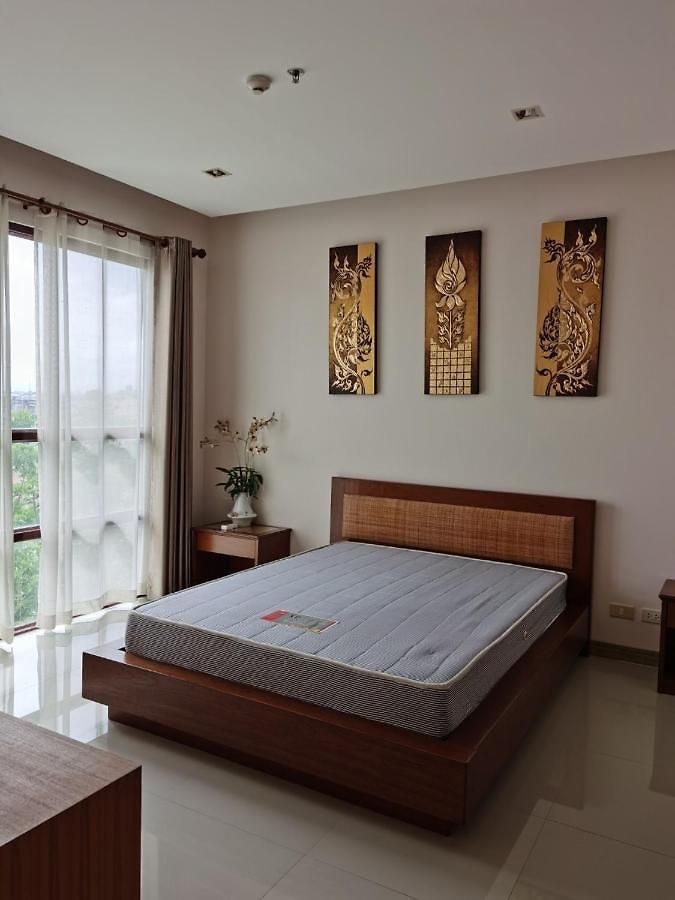 City Aparthotel