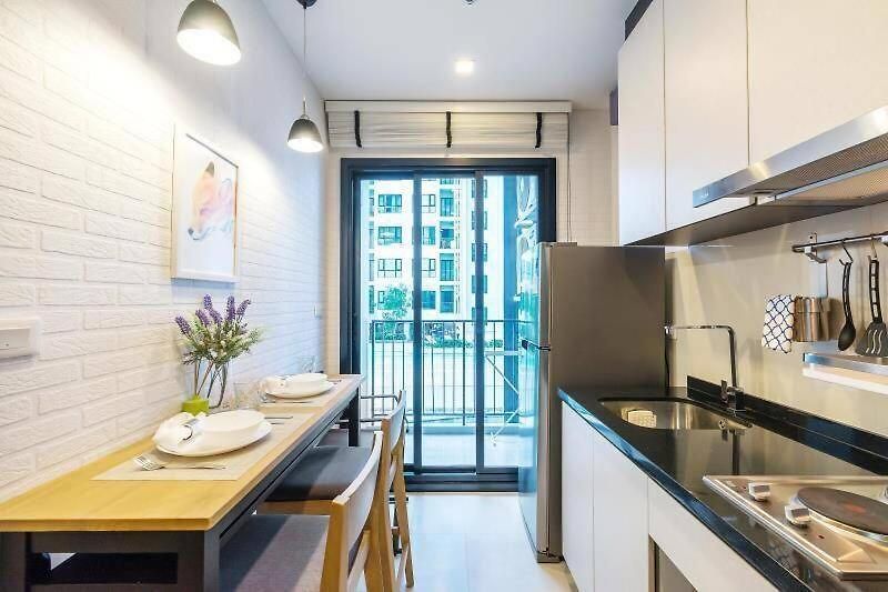 The Base Seaview Apartment *