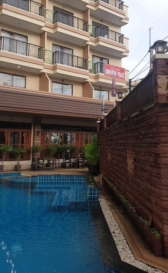โรงแรม ซันวิว เพลส 3*