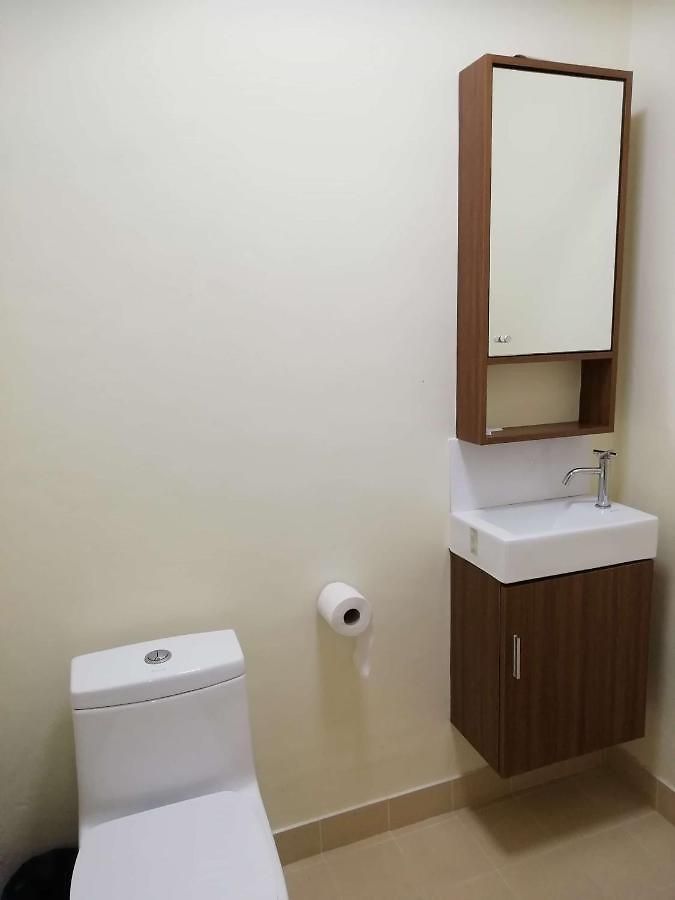 โรงแรม Dania
