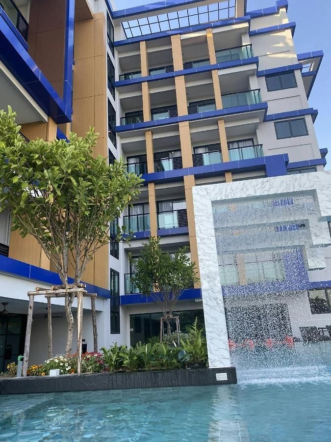 โรงแรม Lewit Pattaya, A Member Of Radisson Individuals 5*