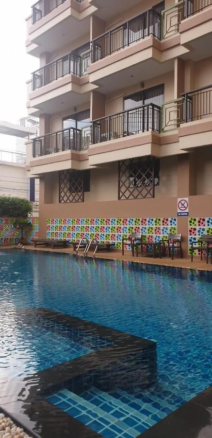 ซันวิว เพลส โรงแรม 3*