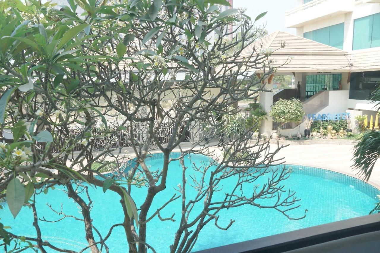 โรงแรม Sea Breeze Jomtien 4*