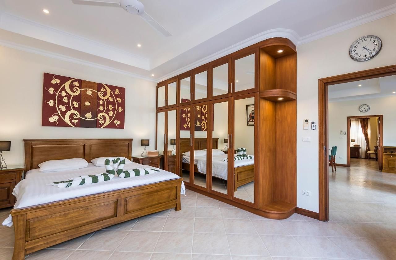 Village Austria Luxury Pool Villa *
