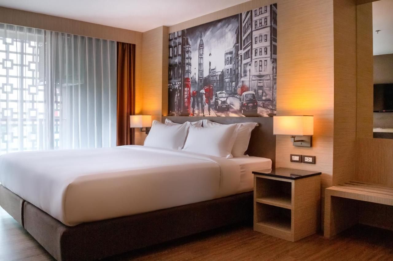 Glow โรงแรม