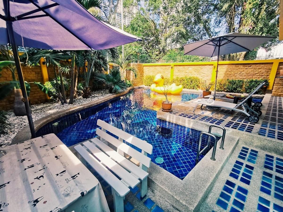 วิลล่า 4poolvillas