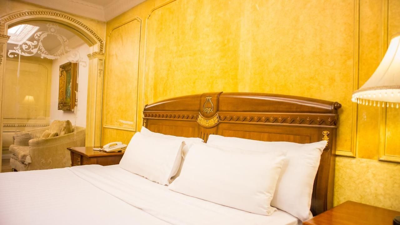 โรงแรม Four Seasons Place Pattaya