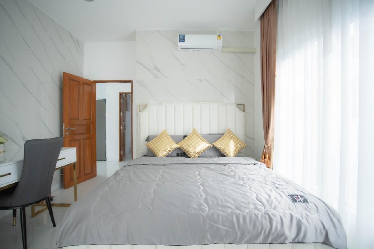 Kw Pool Pattaya
