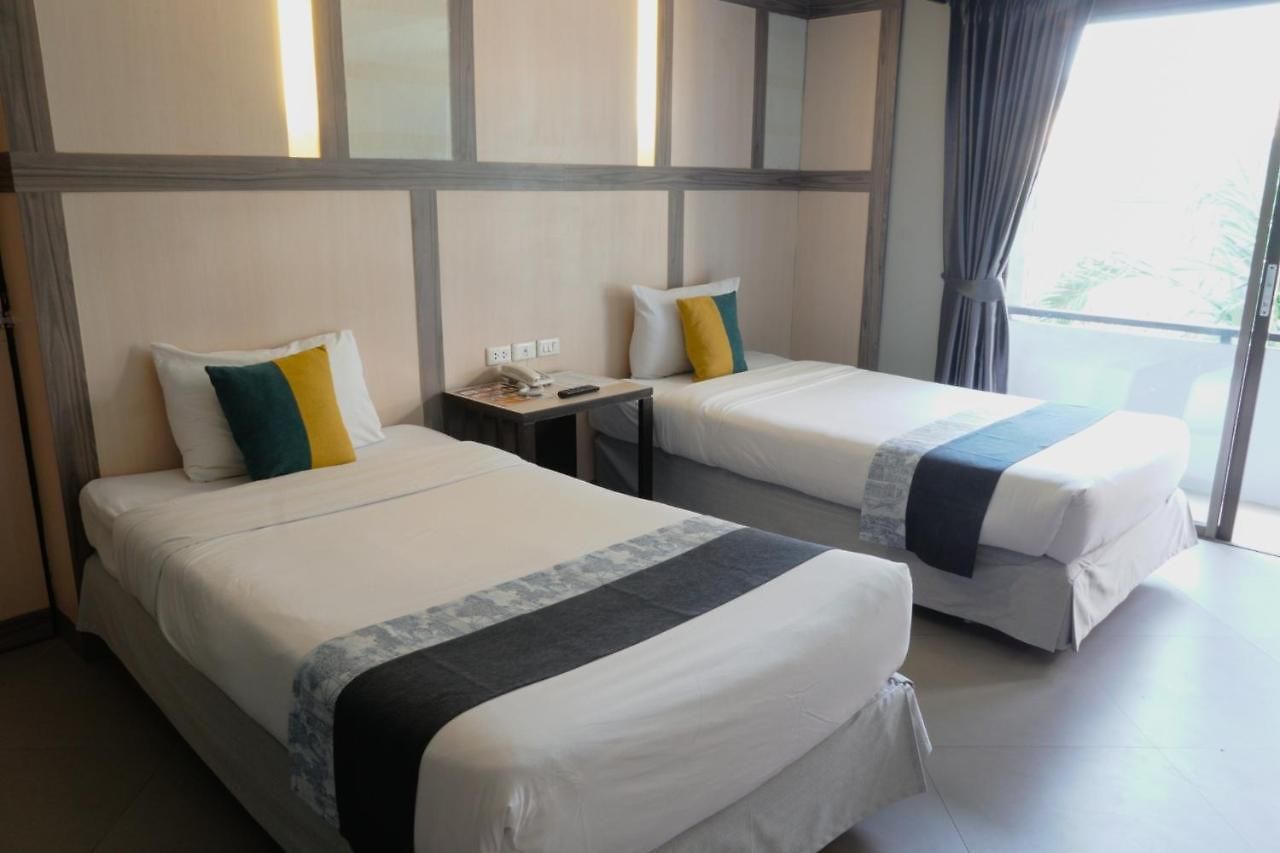 โรงแรม Sea Breeze Jomtien
