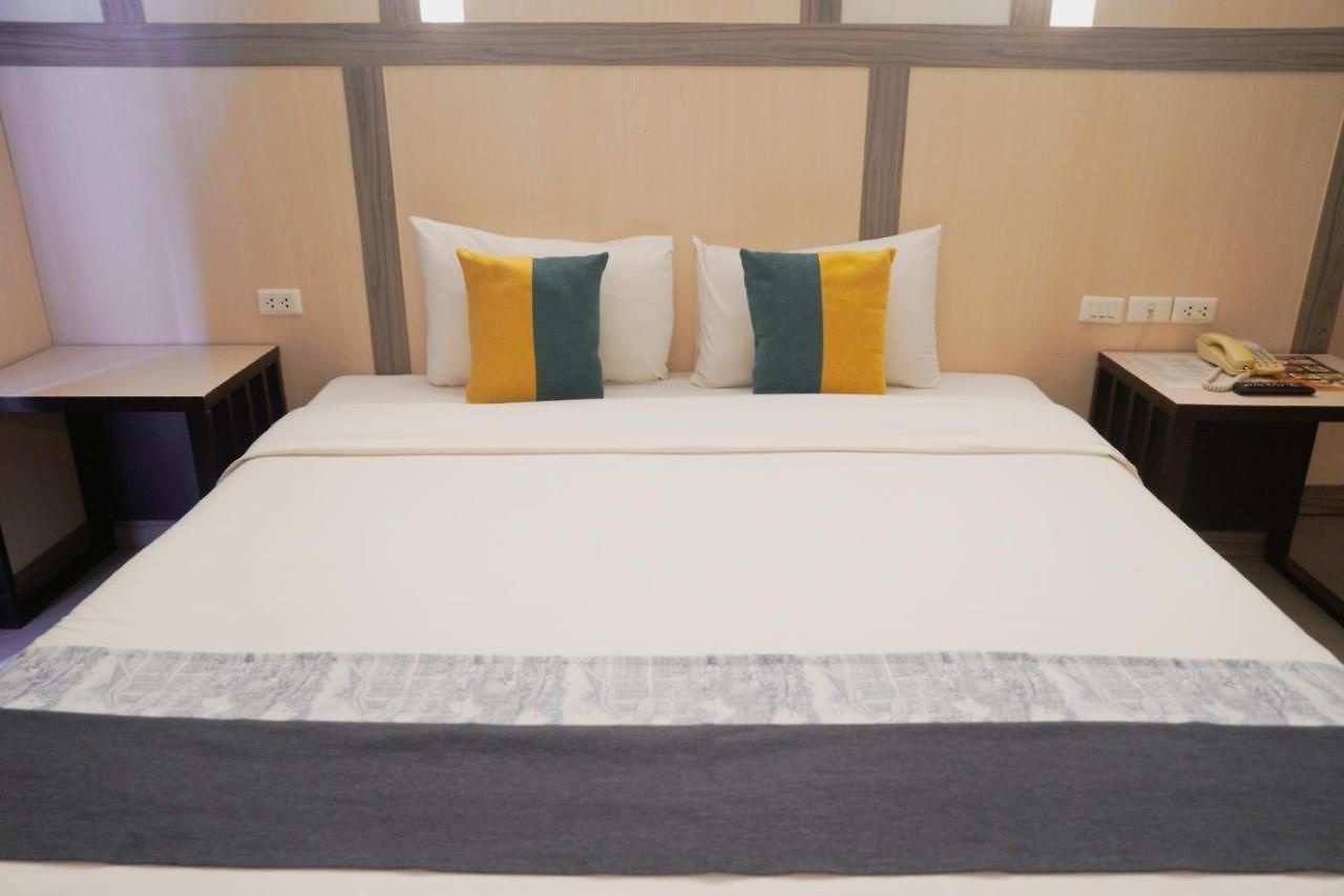 โรงแรม Sea Breeze Jomtien Pattaya