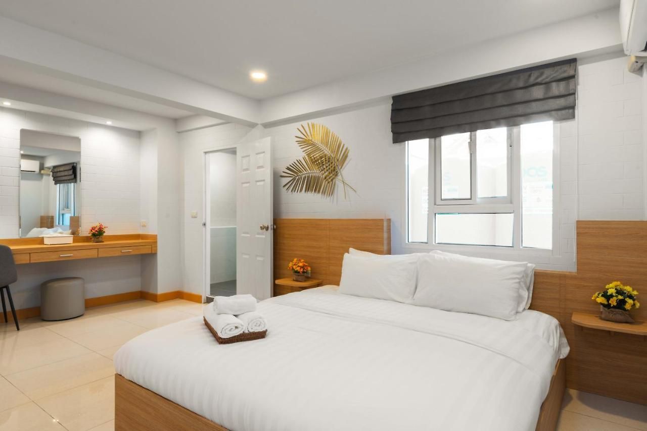 Sabai Pool 12-15 Persons 6br, Sauna, Pool Table, Karaoke, Bbq วิลล่า Pattaya