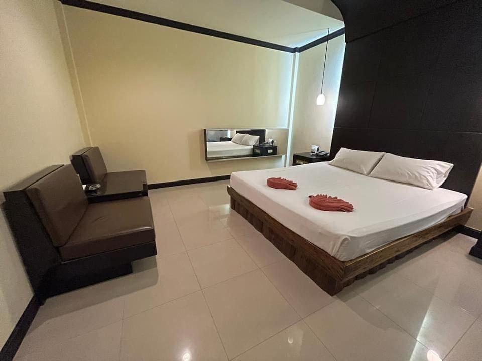 รีสอร์ท Baankaew 2*