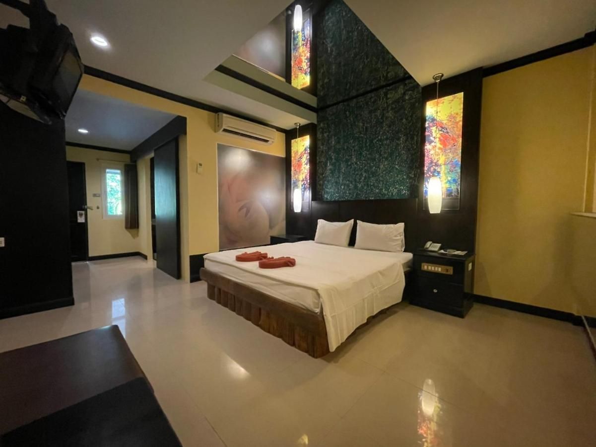 รีสอร์ท Baankaew 2*