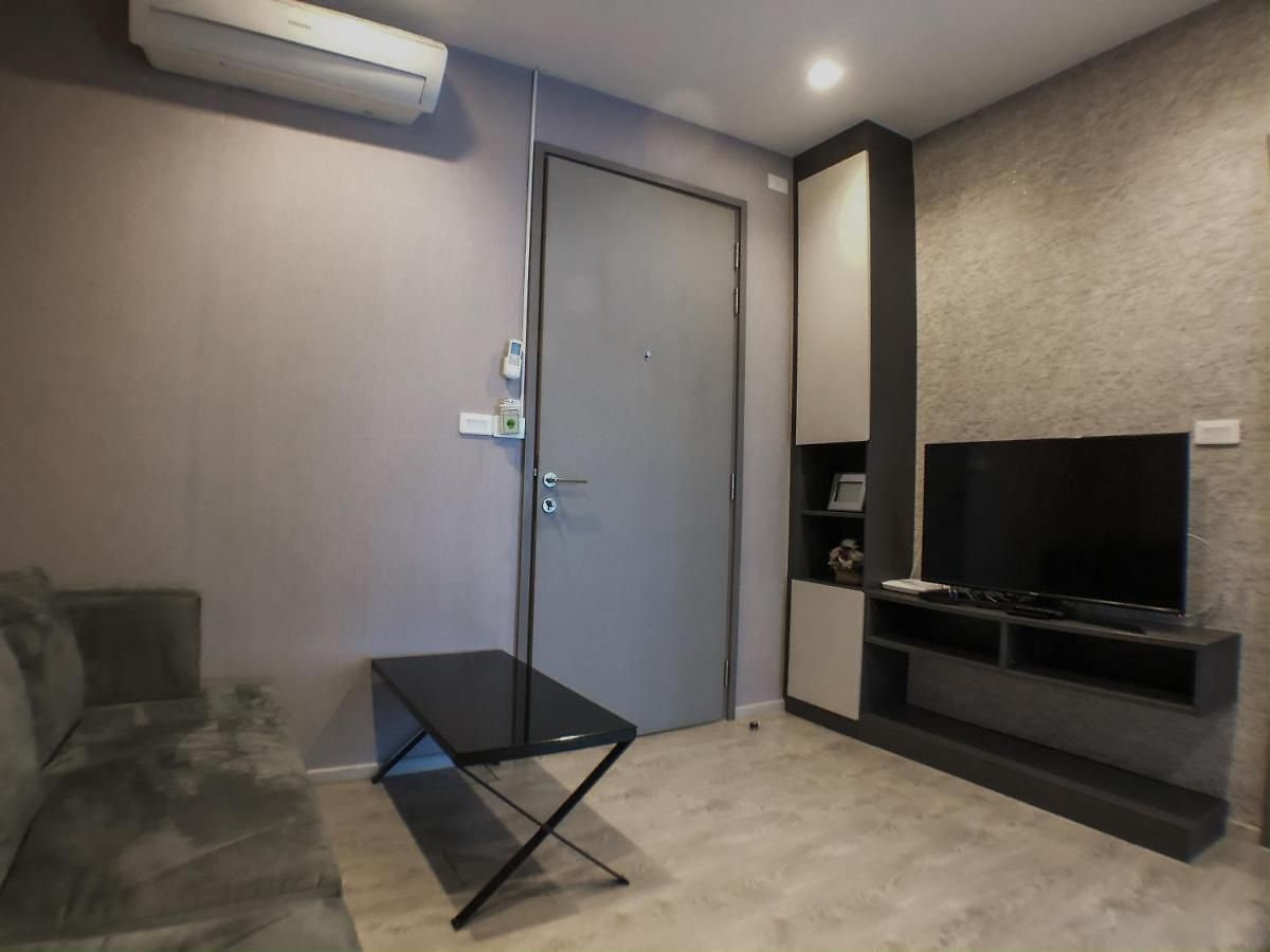 The Base Sml โรงแรม Pattaya