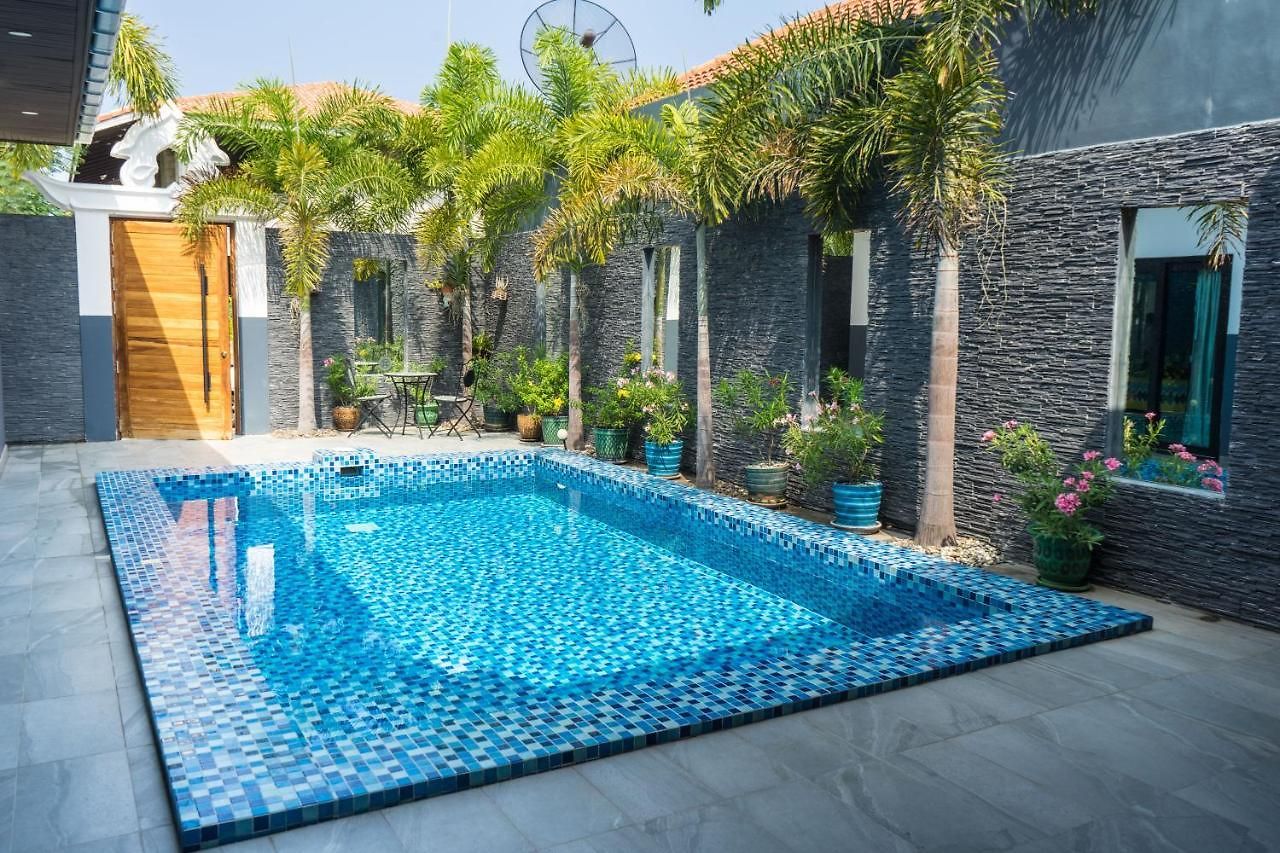 Majestic By Korawan วิลล่า Pattaya