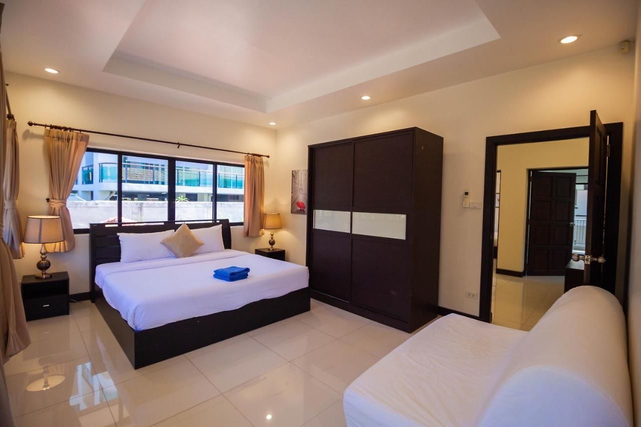 วิลล่า Luxury Pool 4 Bedroom 900m 1.5 Km Downtown *