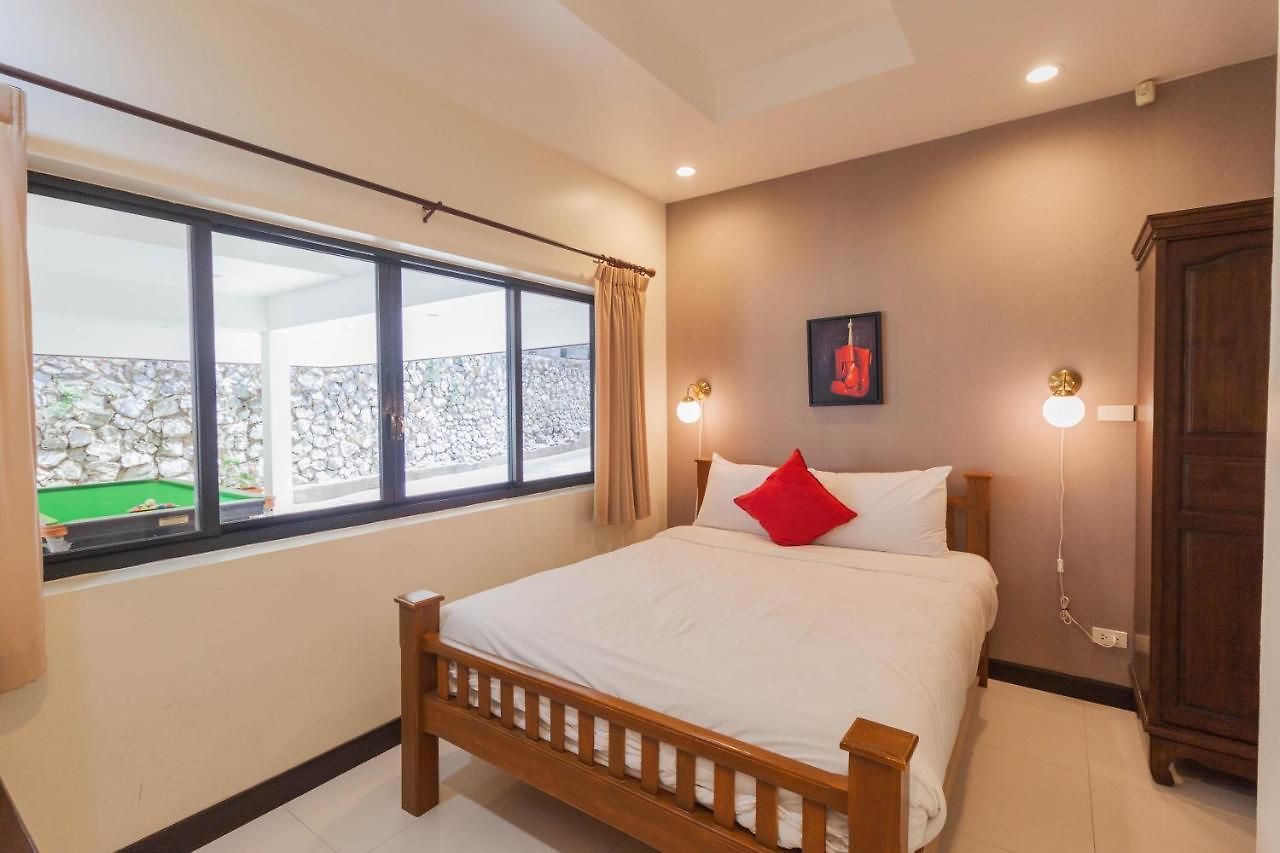 วิลล่า Luxury Pool 4 Bedroom 900m 1.5 Km Downtown