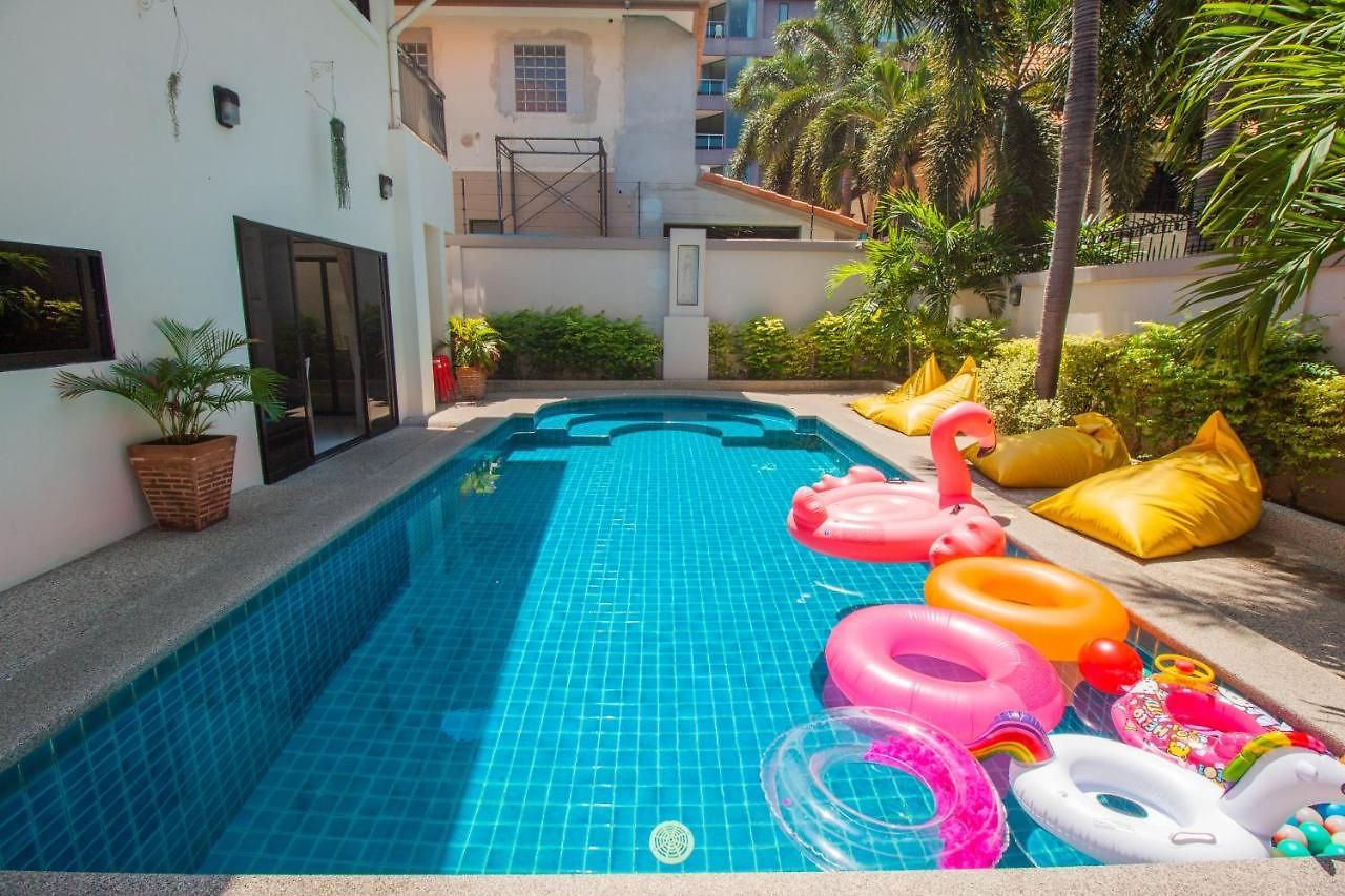 วิลล่า Luxury Pool 4 Bedroom 900m 1.5 Km Downtown