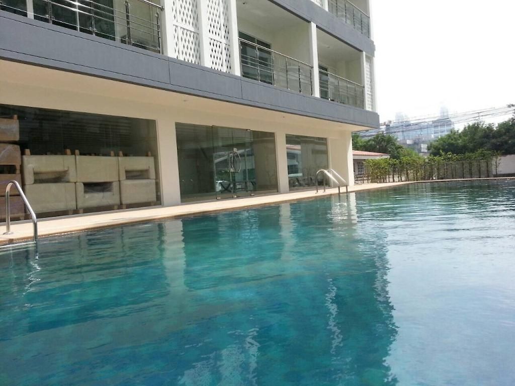 R-con Rest Sea โรงแรม 3*