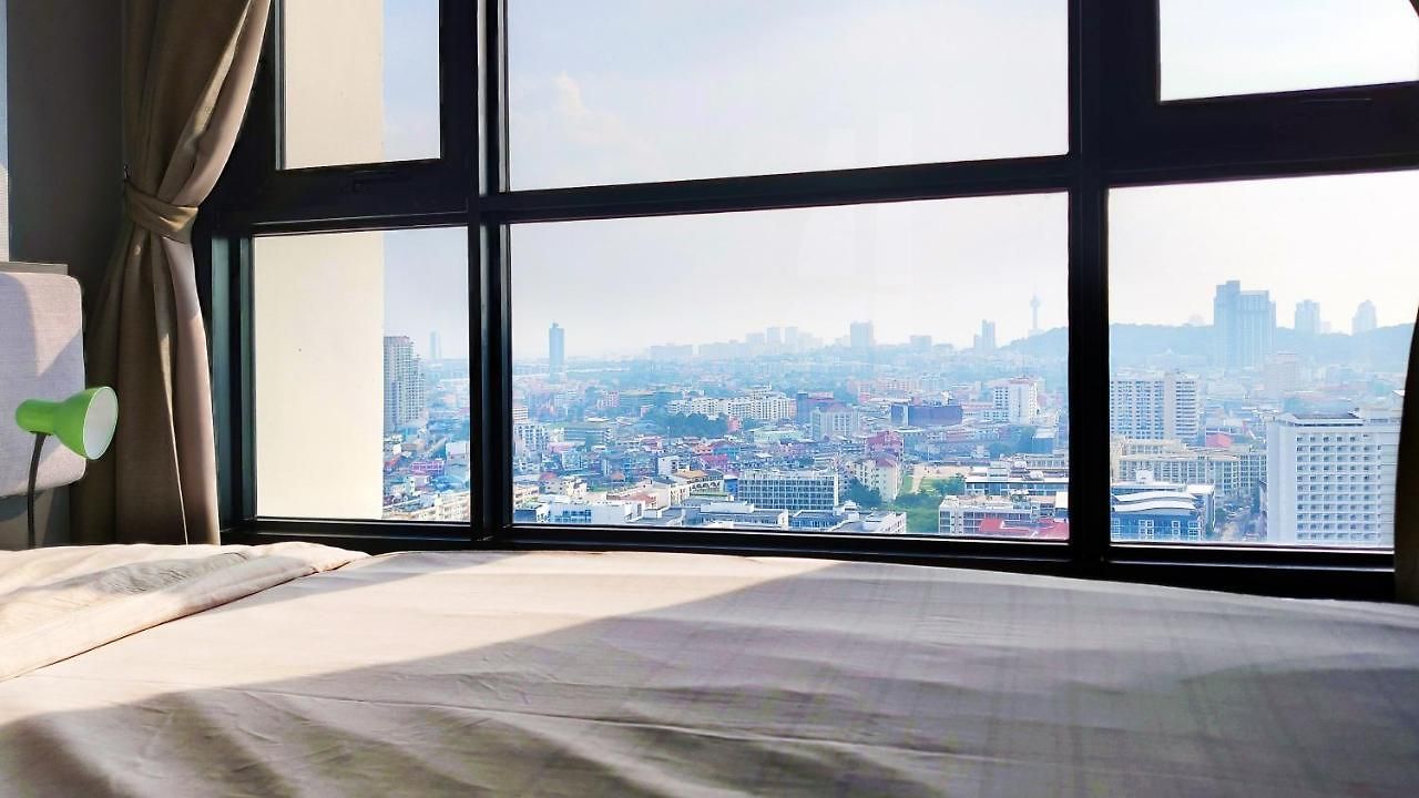 อพาร์ทเม้น Sea View Rooftop Pool *