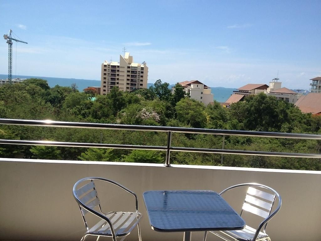R-con Wongamat โรงแรม Pattaya
