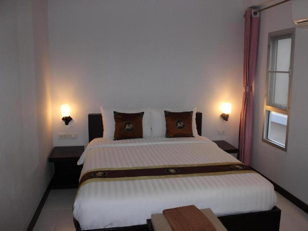 โรงแรม The Ck
