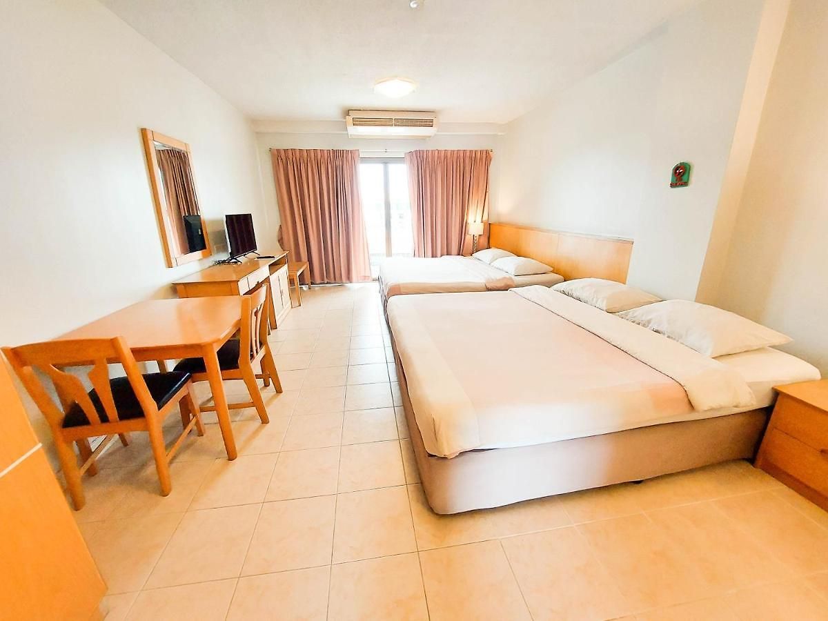 Diamond Place โรงแรม 3*