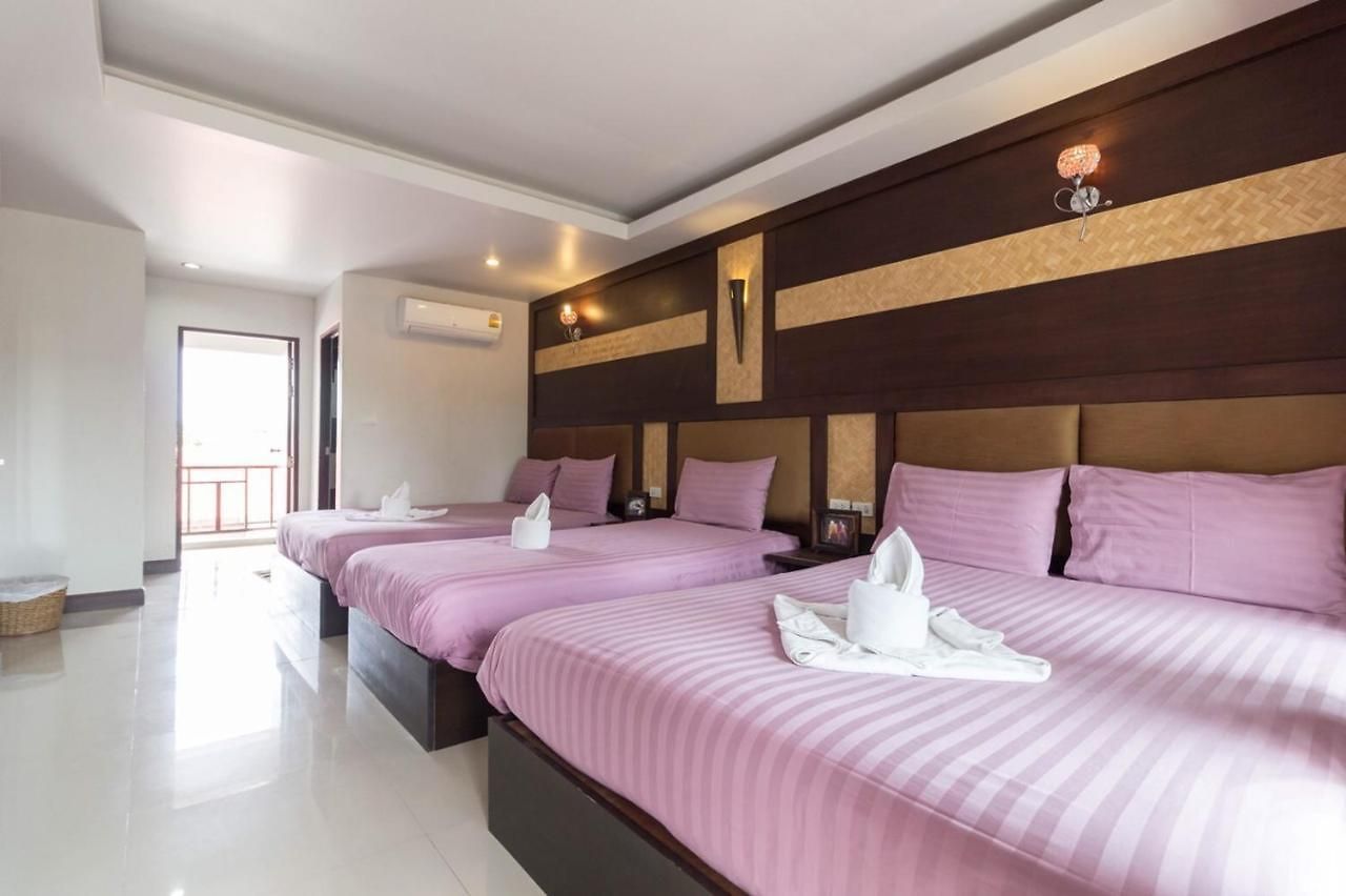 The Leaf&pool Kohlarn เดอะลีฟ&พลู ที่พักเกาะล้าน โรงแรม *