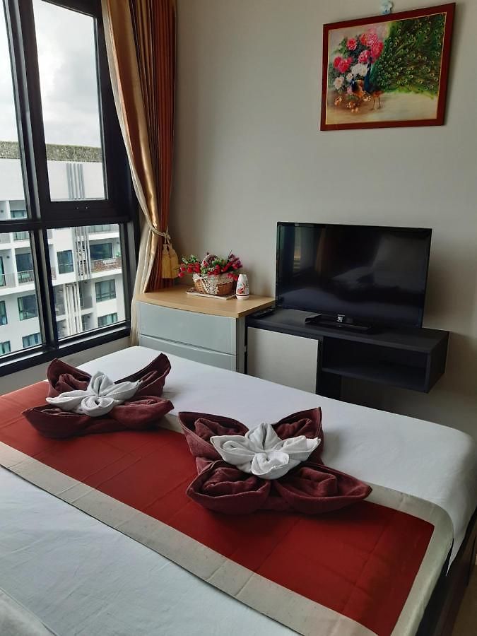 The Base Sea View อพาร์ตโฮเทล