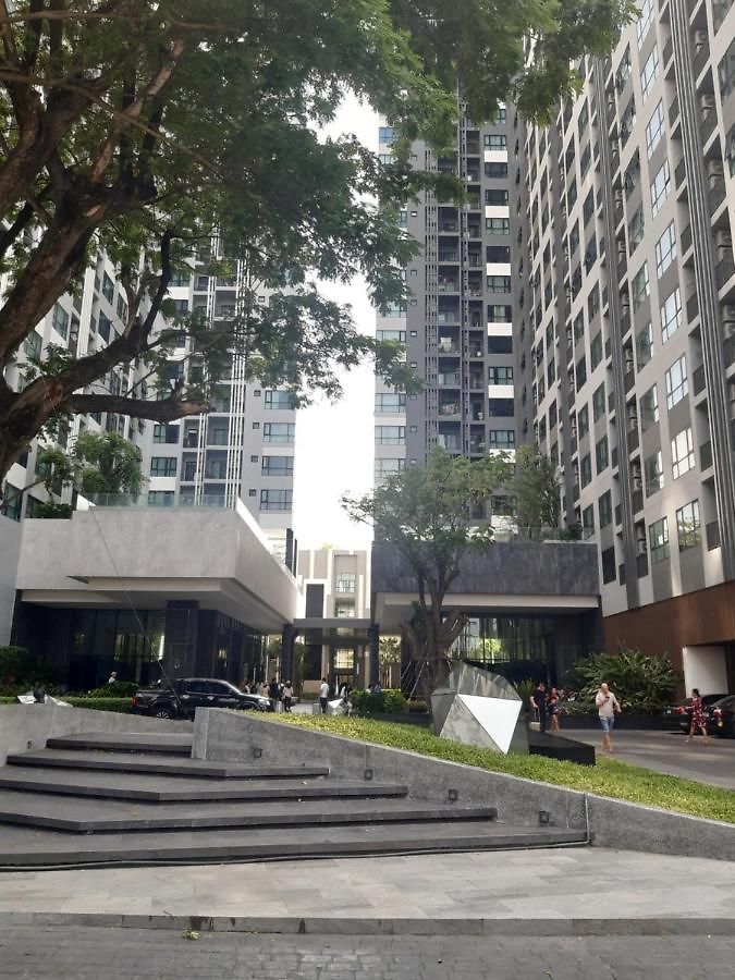 อพาร์ตโฮเทล The Base Sea View