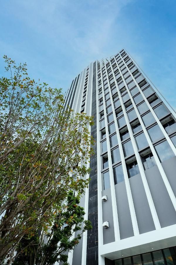 อาเบอร์ โฮเทล แอนด์ เรสซิเดนซ์ โรงแรม