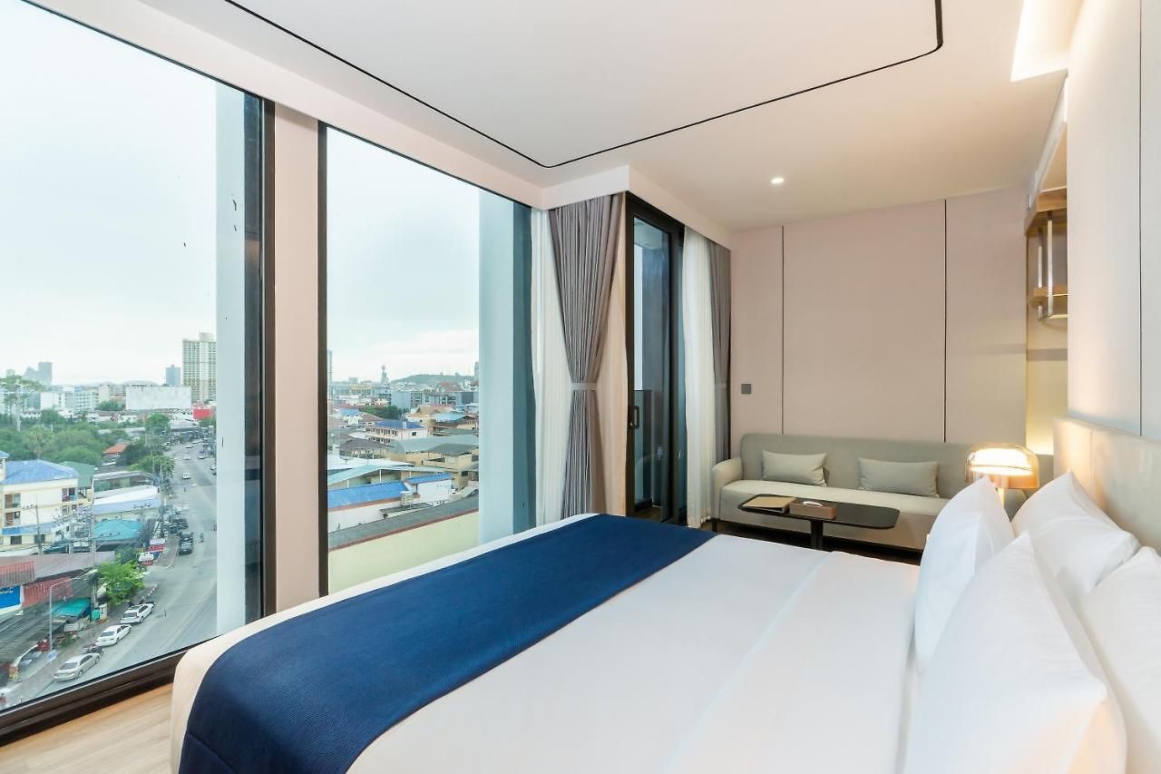 อาเบอร์ โฮเทล แอนด์ เรสซิเดนซ์ โรงแรม 5*