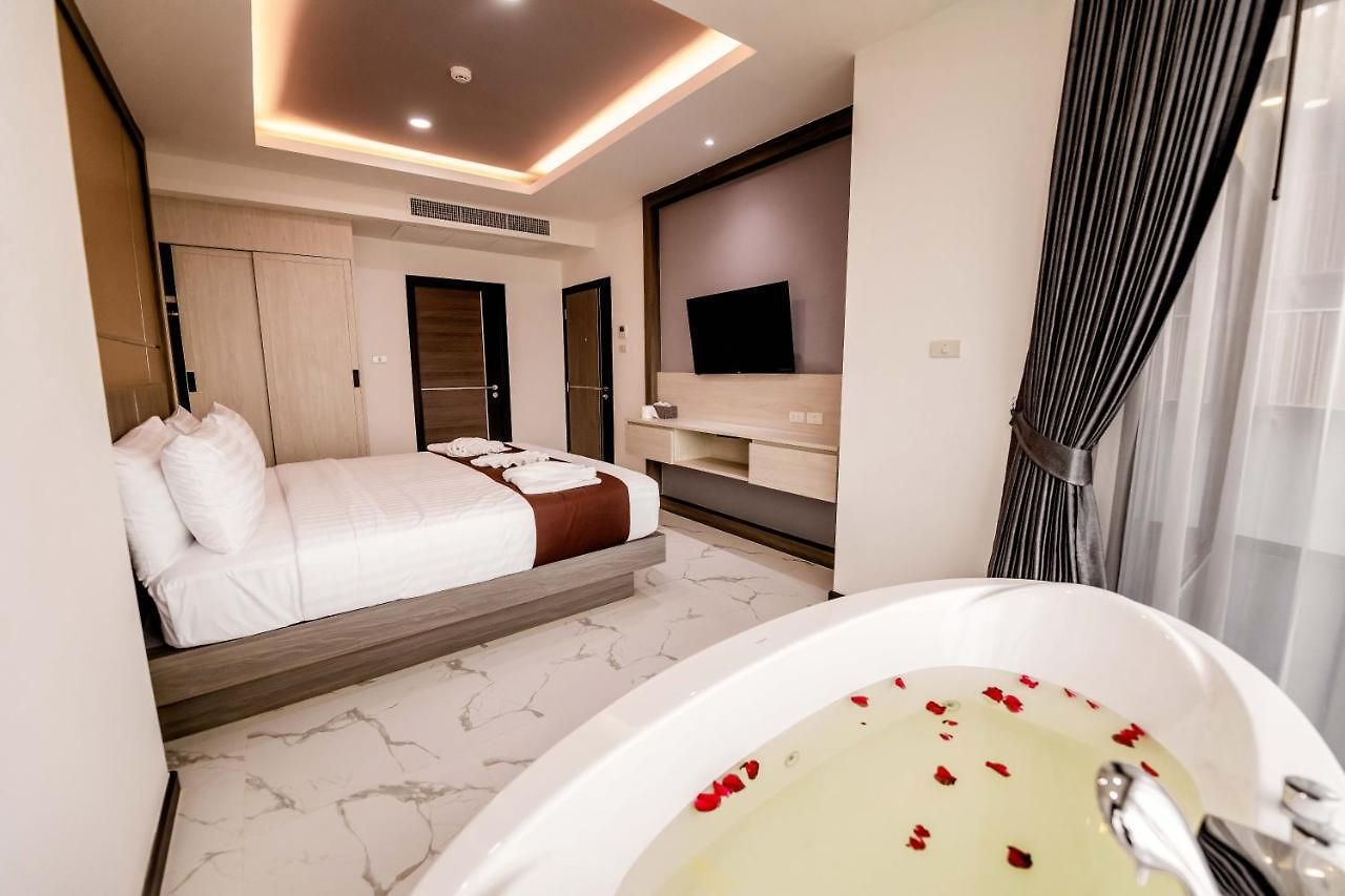โรงแรม The Proud - Sha Certified