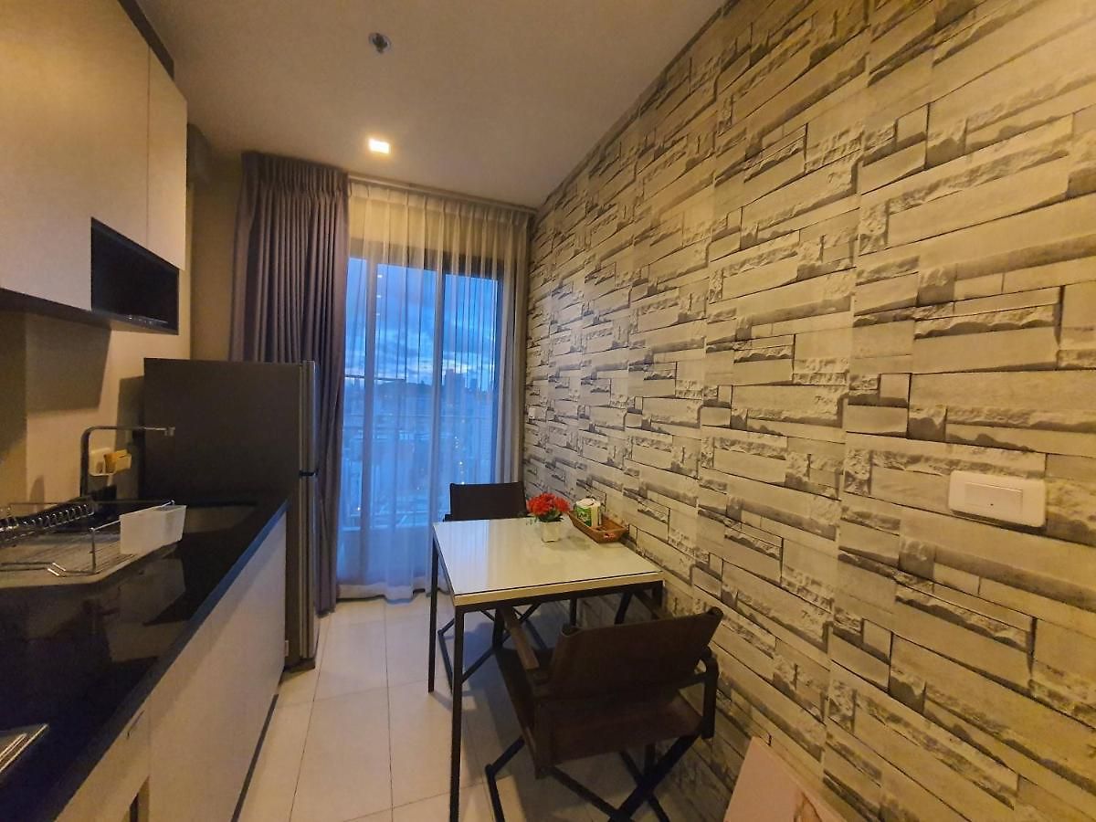 Avenue อพาร์ตโฮเทล *