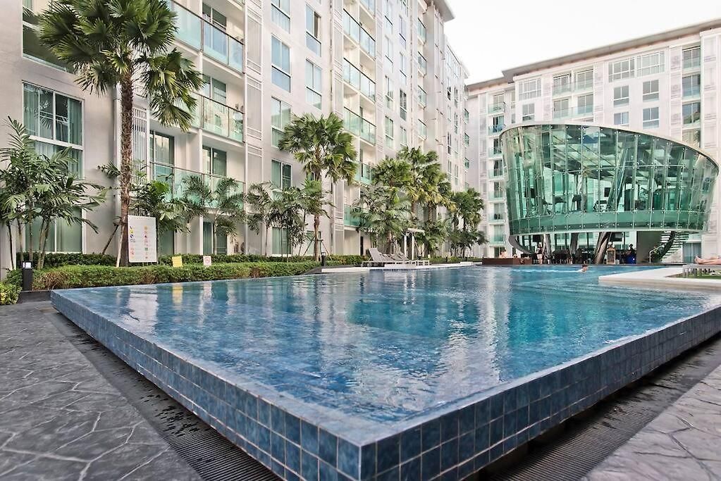 Getaway In Center Apartment