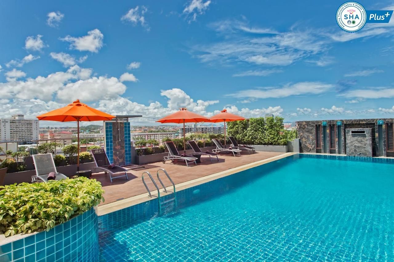 Adelphi โรงแรม