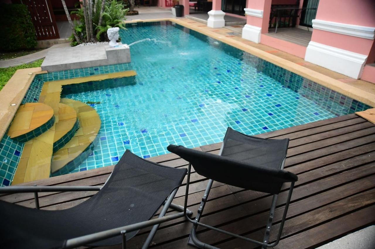 วิลล่า พระตำหนักวิลล่า 10 ห้องนอน พร้อมสระว่ายน้ำส่วนตัว Pattaya