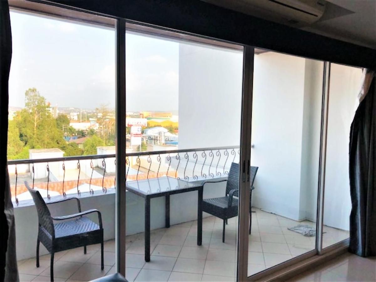 Large With Balcony - Tw Platinum Suites, Jomtien วันหยุดที่บ้าน