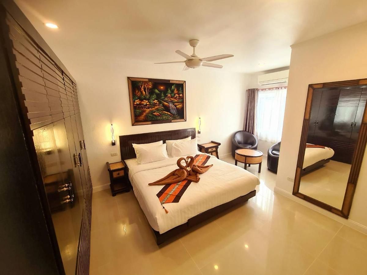 Izzyland Luxury Pool Walking Street * Pattaya